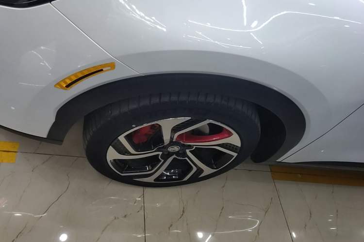 Used MG Pilot 2021 400TGI Automatic Two-Wheel Drive Trophy Flagship Edition Left Front Wheel Hub