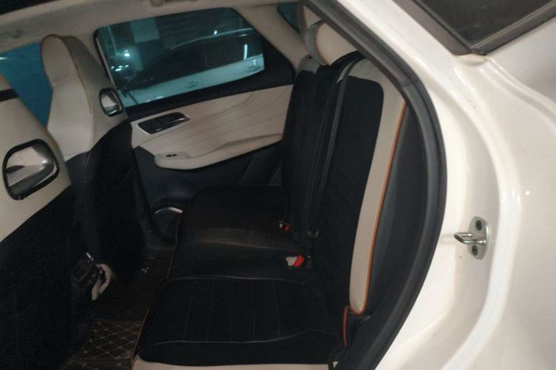 Used MG Pilot 2021 400TGI Automatic Two-Wheel Drive Trophy Flagship Edition Left Rear Seat