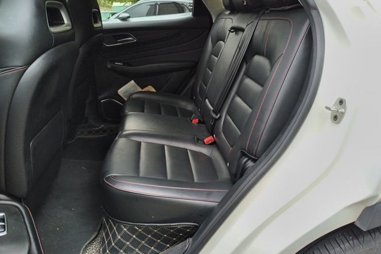 Used MG Pilot 2021 300TGI Automatic Two-Wheel Drive Trophy Deluxe Edition Left Rear Seat