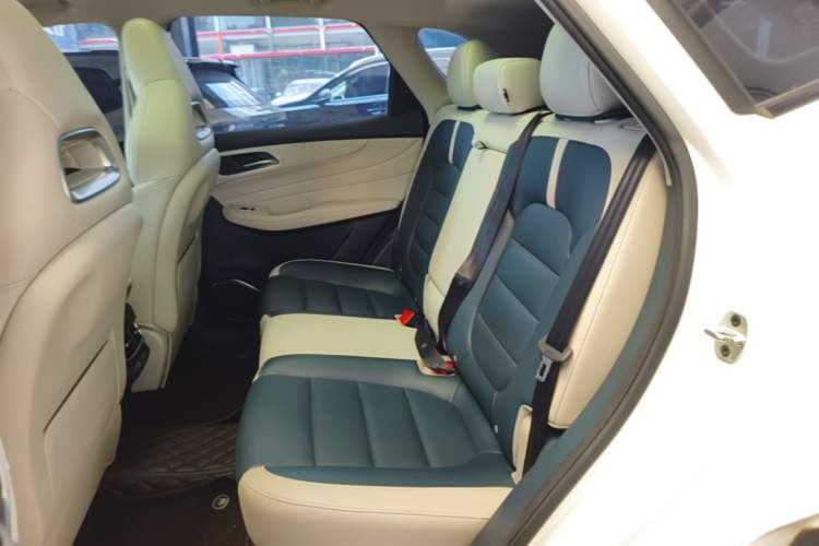 Used MG Pilot 2021 300TGI Automatic Two-Wheel Drive Trophy Prestige Edition Left Rear Seat