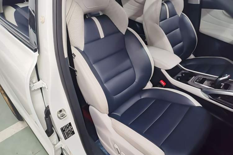 Used MG Pilot 2021 400TGI Automatic Two-Wheel Drive Trophy Flagship Edition Right Front Seat