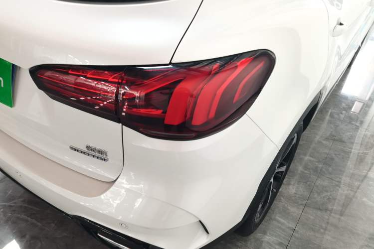 Used MG Pilot 2021 300TGI Automatic Two-Wheel Drive Trophy Deluxe Edition Right Rear Taillight
