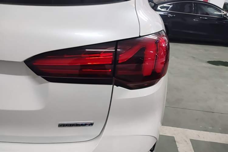 Used MG Pilot 2021 400TGI Automatic Two-Wheel Drive Trophy Flagship Edition Right Rear Taillight