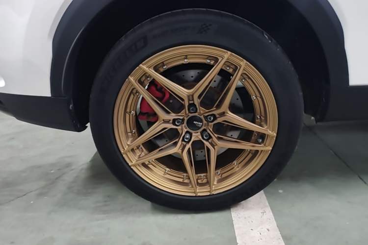 Used MG Pilot 2021 400TGI Automatic Two-Wheel Drive Trophy Flagship Edition Right Rear Wheel Hub