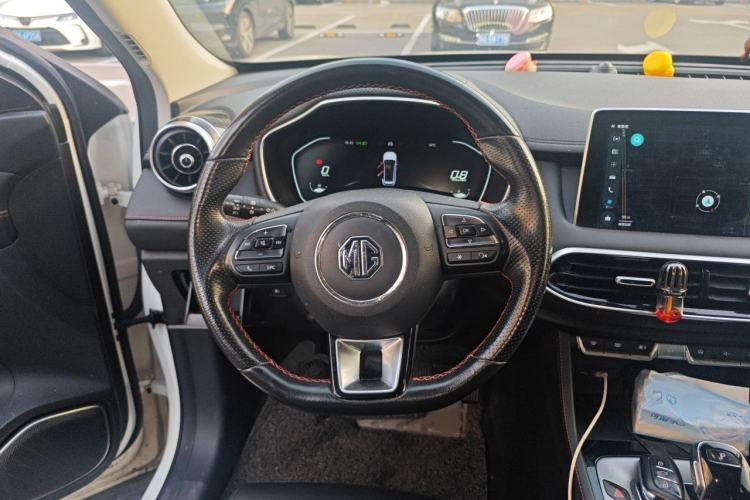Used MG Pilot 2021 300TGI Automatic Two-Wheel Drive Fuel-Efficient Luxury Edition Steering Wheel