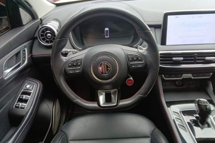 Used MG Pilot 2021 300TGI Automatic Two-Wheel Drive Trophy Prestige Edition Steering Wheel
