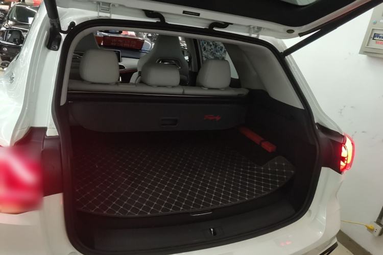 Used MG Pilot 2021 400TGI Automatic Two-Wheel Drive Trophy Flagship Edition Trunk