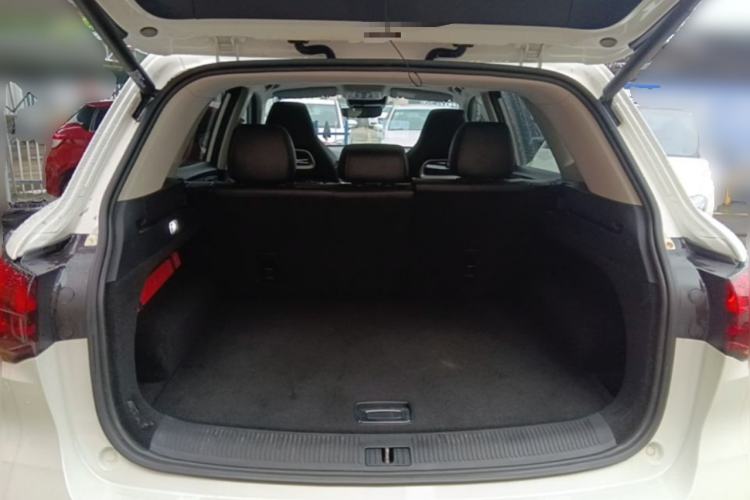Used MG Pilot 2021 300TGI Automatic Two-Wheel Drive Trophy Prestige Edition Trunk