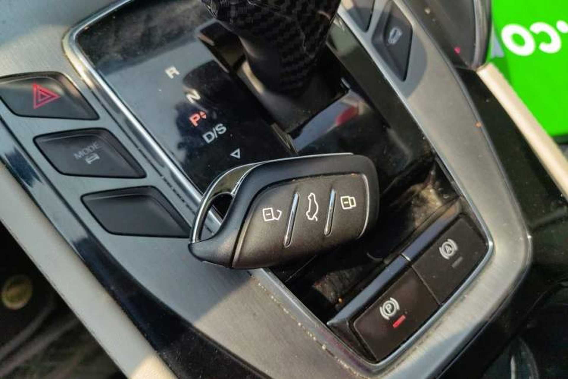Used MG Pilot 2021 300TGI Automatic Two-Wheel Drive Trophy Deluxe Edition Vehicle Key
