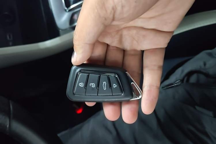 Used MG Pilot 2021 400TGI Automatic Two-Wheel Drive Trophy Flagship Edition Vehicle Key