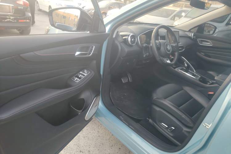 Used MG Pilot New Energy 2021 Trophy Series 1.5T Hybrid Trophy Deluxe Edition Interior 3