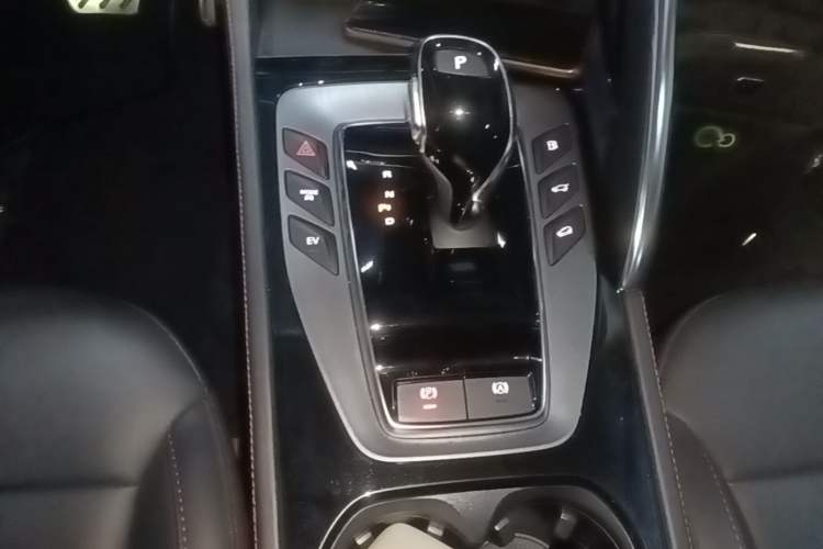 Used MG Pilot New Energy 2021 Trophy Series 1.5T Hybrid Trophy Flagship Edition Gear Lever