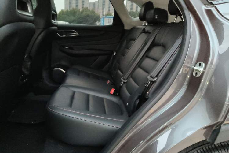 Used MG Pilot New Energy 2021 Trophy Series 1.5T Hybrid Trophy Deluxe Edition Left Rear Seat