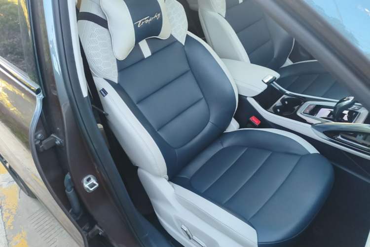 Used MG Pilot New Energy 2021 Trophy Series 1.5T Hybrid Trophy Deluxe Edition Right Front Seat