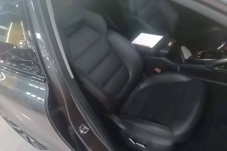 Used MG Pilot New Energy 2021 Trophy Series 1.5T Hybrid Trophy Flagship Edition Right Front Seat