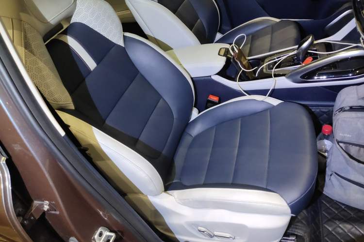 Used MG Pilot New Energy 2021 Trophy Series 1.5T Hybrid Trophy Deluxe Edition Right Front Seat