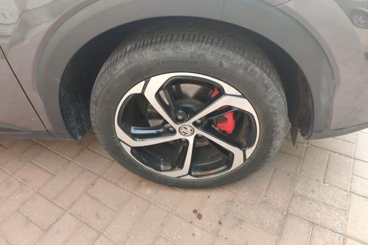 Used MG Pilot New Energy 2021 Trophy Series 1.5T Hybrid Trophy Deluxe Edition Right Front Wheel Hub