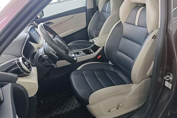 Used MG Pilot New Energy 2021 Trophy Series 1.5T Hybrid Trophy Deluxe Edition Left Front Seat