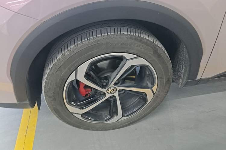 Used MG Pilot New Energy 2021 Trophy Series 1.5T Hybrid Trophy Deluxe Edition Left Front Wheel Hub