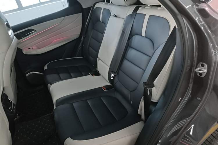 Used MG Pilot New Energy 2021 Trophy Series 1.5T Hybrid Trophy Deluxe Edition Left Rear Seat