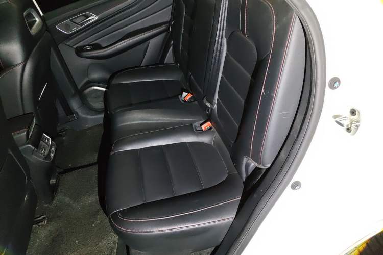 Used MG Pilot New Energy 2021 Trophy Series 1.5T Hybrid Trophy Deluxe Edition Left Rear Seat