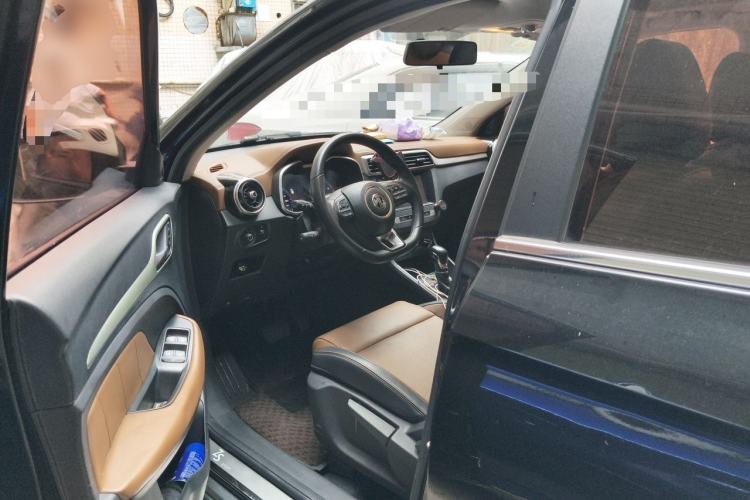 Used MG ZS 2017 1.5L Automatic Luxury Edition Driver Seat