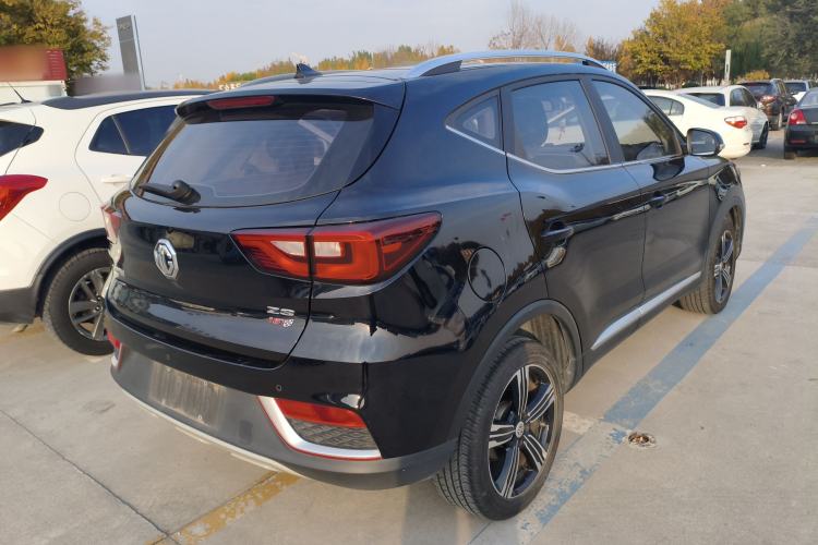 Used MG ZS 2017 16T Automatic Flagship Internet Edition Exterior 5