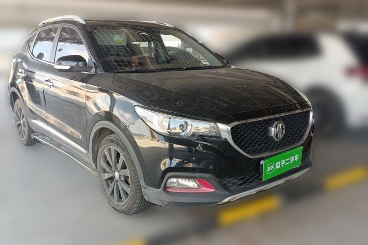 Used MG ZS 2017 1.5L Automatic Luxury Edition Front Right 45 Deg