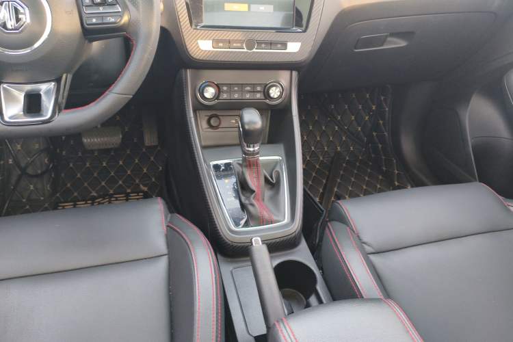 Used MG ZS 2017 16T Automatic Flagship Internet Edition Gear Lever