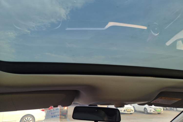 Used MG ZS 2017 16T Automatic Flagship Internet Edition Headliner