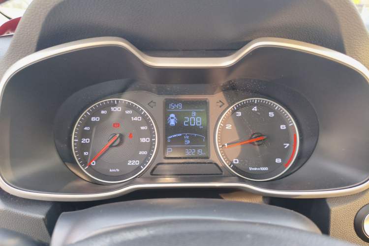 Used MG ZS 2017 16T Automatic Flagship Internet Edition Instrument Cluster