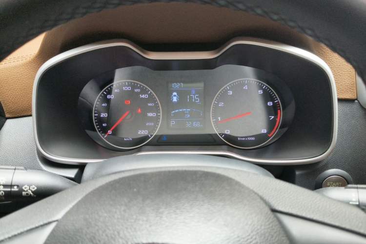 Used MG ZS 2017 1.5L Automatic Luxury Edition Instrument Cluster