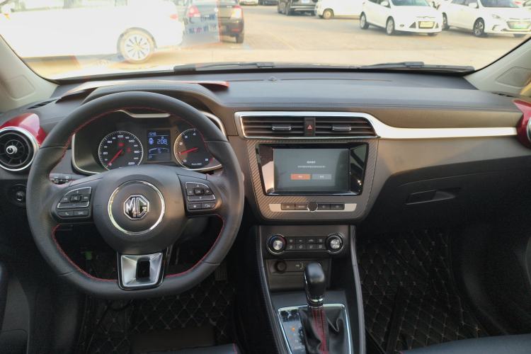 Used MG ZS 2017 16T Automatic Flagship Internet Edition Interior 2