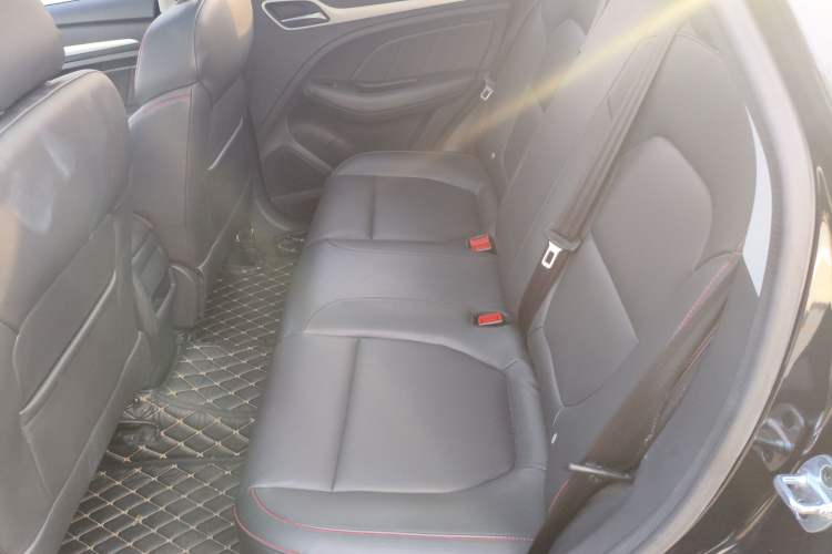 Used MG ZS 2017 16T Automatic Flagship Internet Edition Interior 4