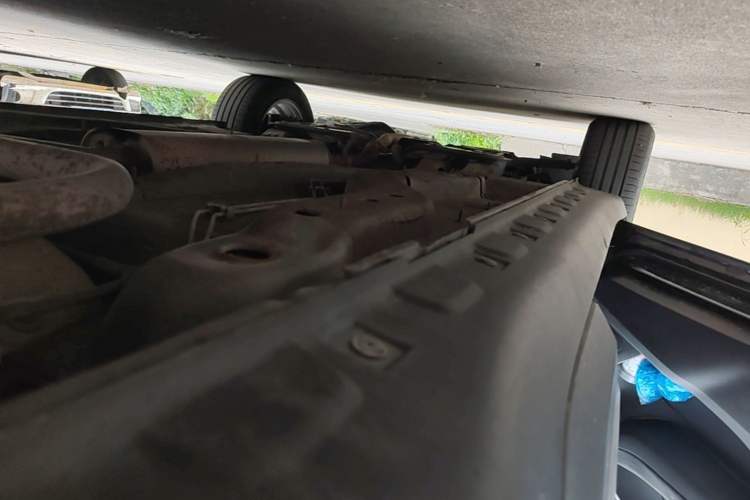Used MG ZS 2017 1.5L Manual Comfort Edition Left Side Sill