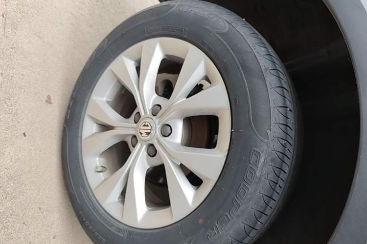 Used MG ZS 2017 1.5L Manual Comfort Edition Right Rear Wheel Hub