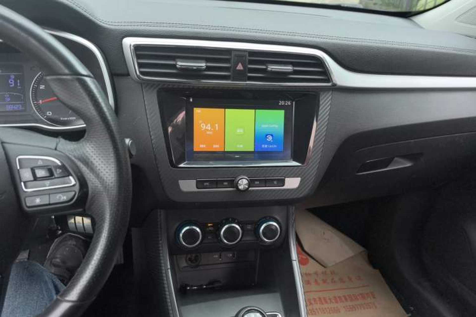 Used MG ZS 2017 1.5L Manual Elite Edition Audio And AC Panel