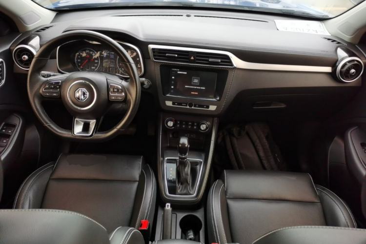 Used MG ZS 2017 1.5L Automatic Luxury Internet Edition Center Console
