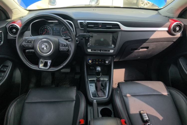 Used MG ZS 2017 16T Automatic Flagship Internet Edition Center Console
