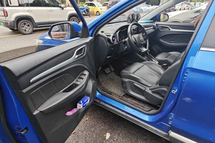 Used MG ZS 2017 1.5L Automatic Luxury Edition Driver Seat