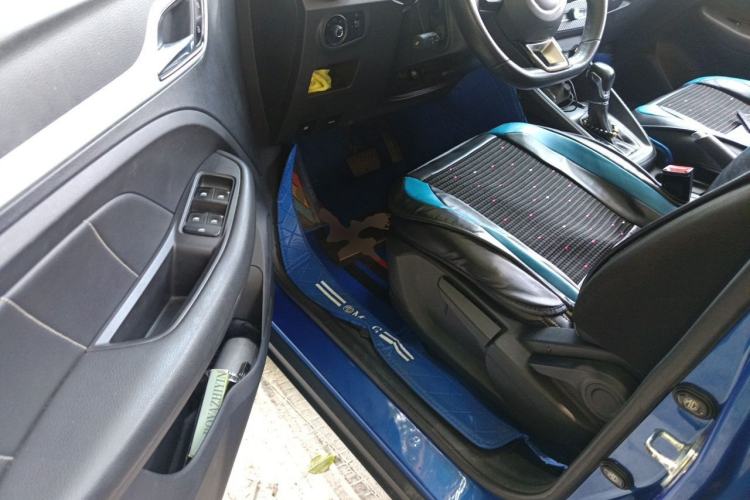 Used MG ZS 2017 1.5L Automatic Luxury Edition Driver Seat