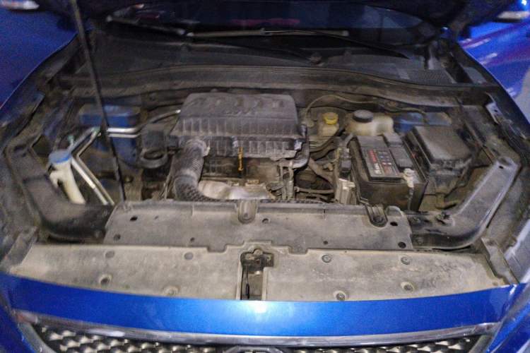 Used MG ZS 2017 1.5L Automatic Luxury Edition Engine Bay