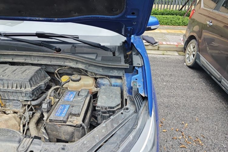 Used MG ZS 2017 1.5L Automatic Luxury Edition Engine Bay Left