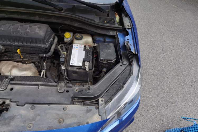 Used MG ZS 2017 1.5L Automatic Elite Edition Engine Bay Left