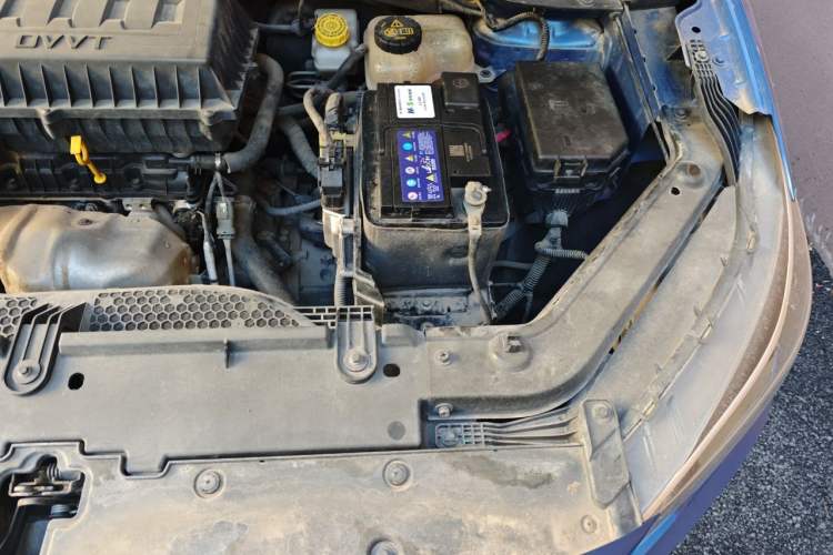 Used MG ZS 2017 1.5L Manual Elite Edition Engine Bay Left
