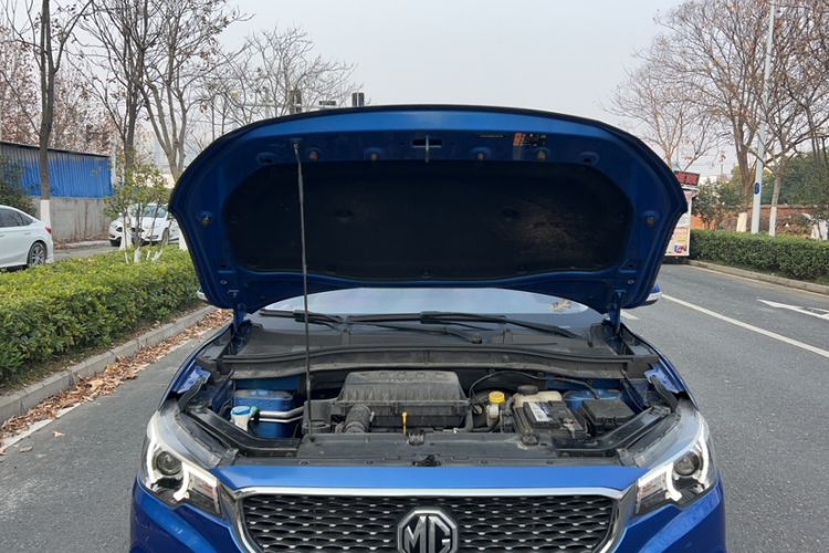Used MG ZS 2017 1.5L Automatic Luxury Internet Edition Engine Bay