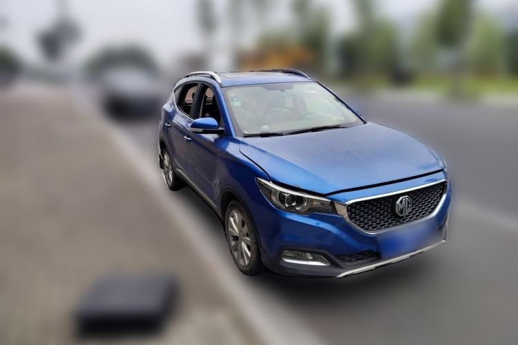 Used MG ZS 2017 1.5L Manual Luxury Edition Front Right 45 Deg