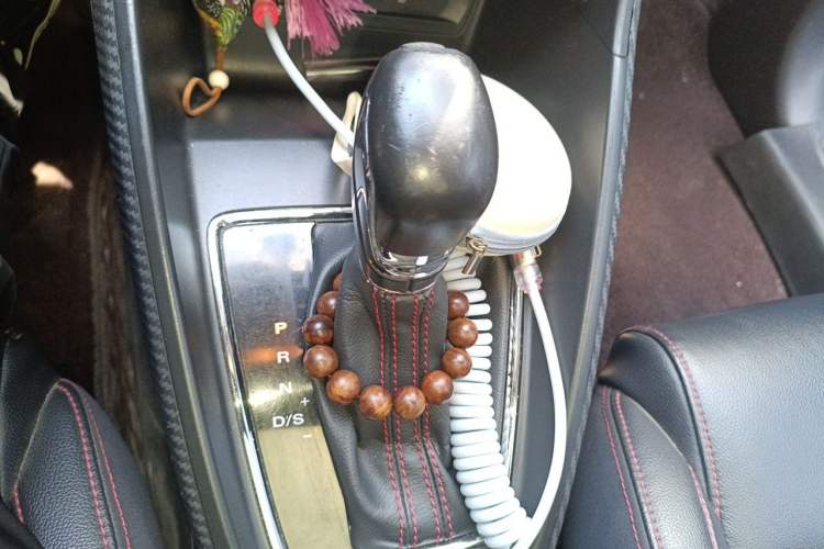 Used MG ZS 2017 16T Automatic Prestige Edition Gear Lever