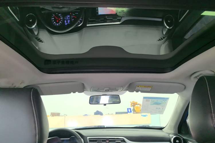 Used MG ZS 2017 1.5L Manual Deluxe Internet Edition Headliner