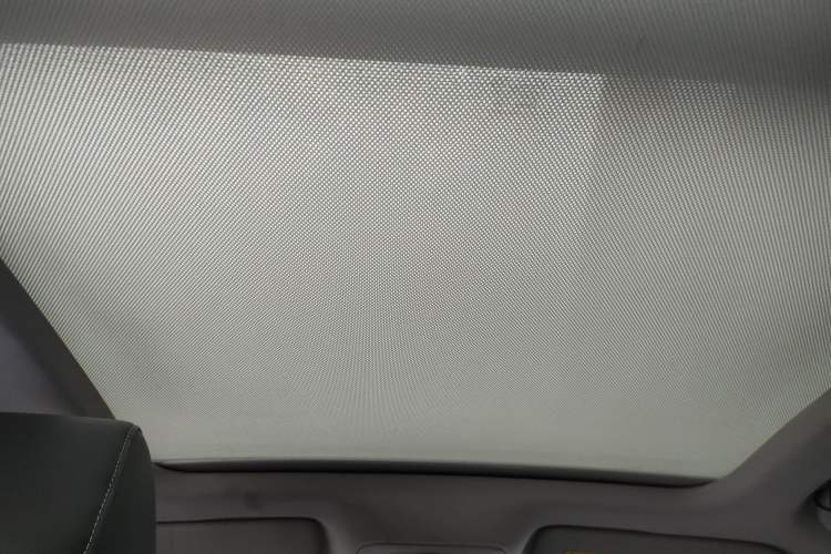 Used MG ZS 2017 1.5L Automatic Luxury Edition Headliner
